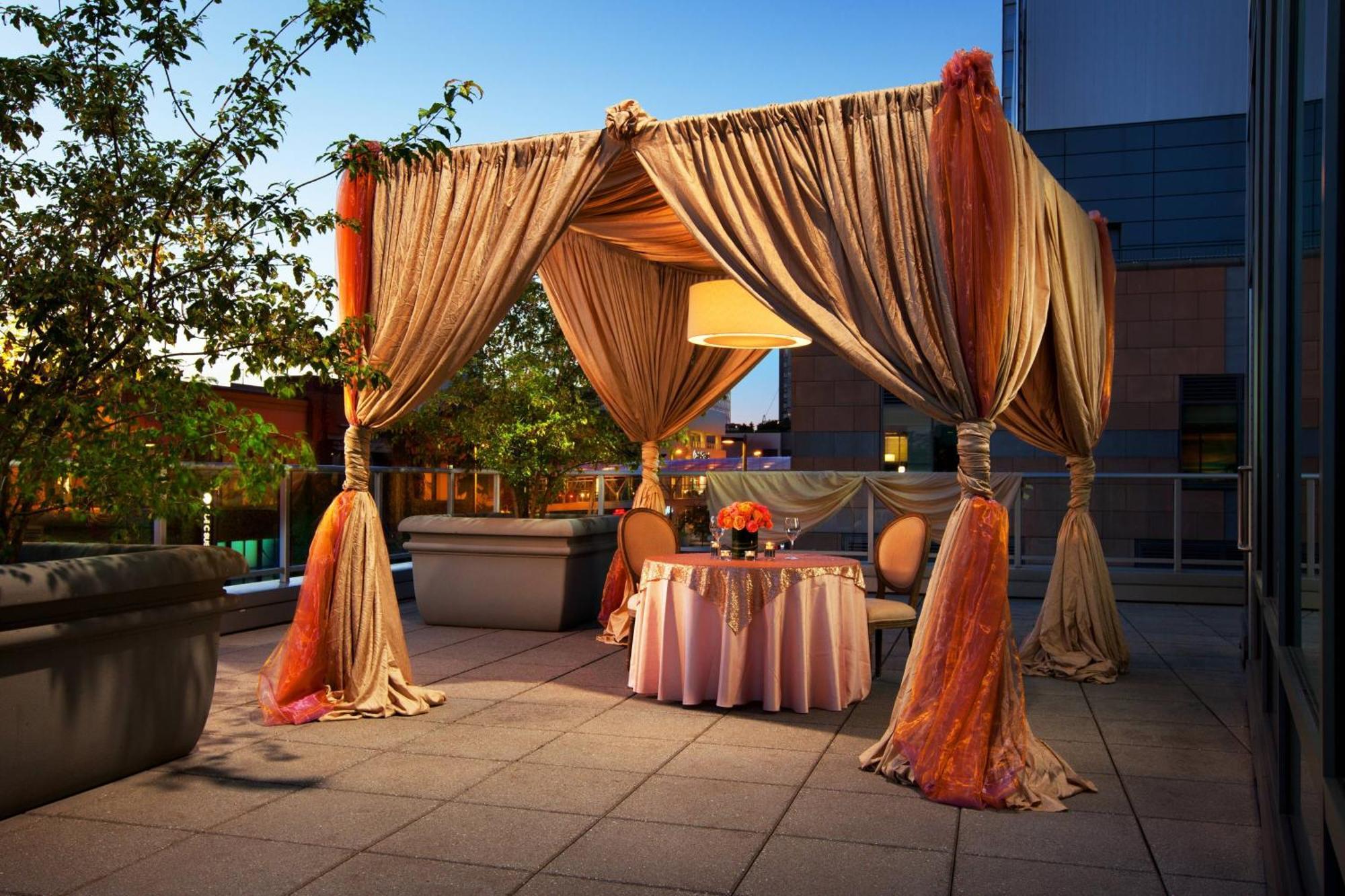 The Westin Bellevue Hotel Exterior photo