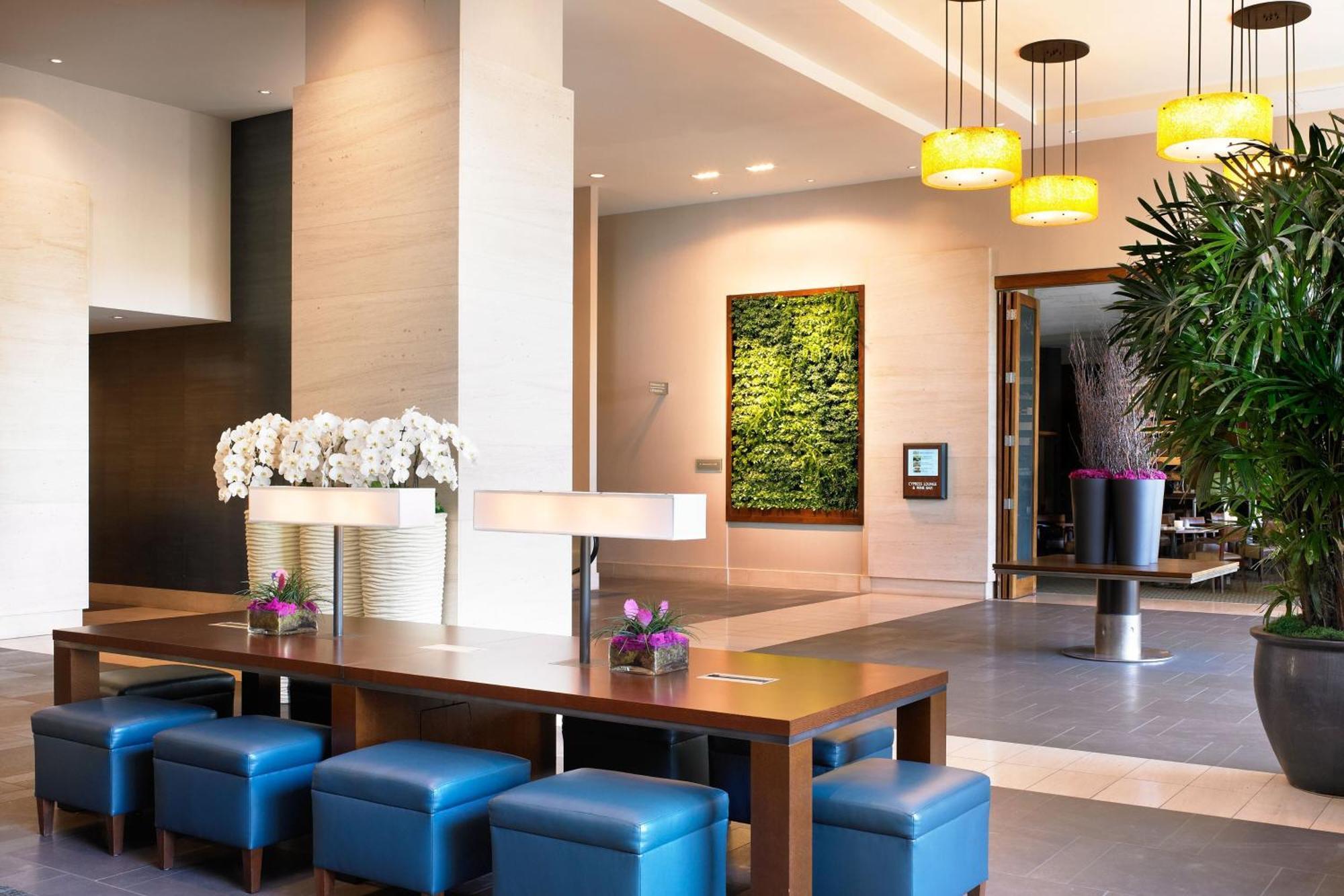 The Westin Bellevue Hotel Exterior photo